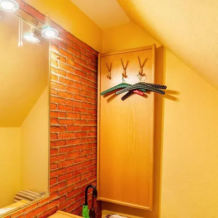 Lejlighed Gemutliche Og-wohnung Mit Balkon U. Wlan Im Herzen Des Warfendorfes