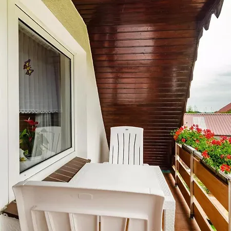 Gemutliche Og-wohnung Mit Balkon U. Wlan Im Herzen Des Warfendorfes * Nesse